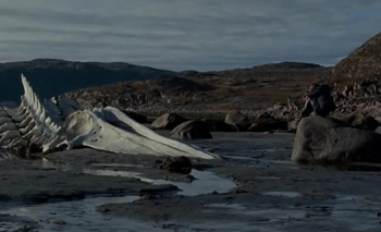 из к/ф "Левиафан" скелет кита
